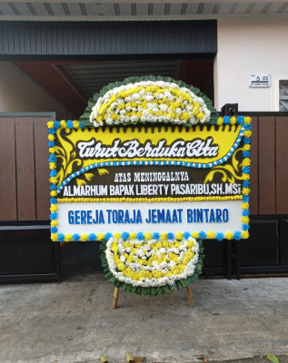 Papan Bunga Duka di Takoma