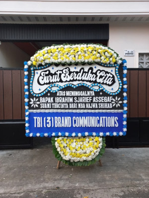 Papan Bunga Duka di Takoma